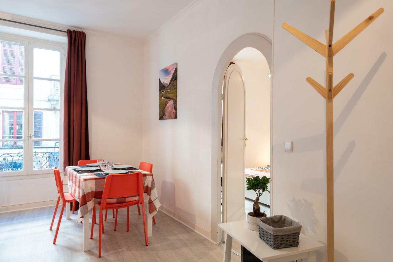 Appartement Coeur De Ville - Wifi - Lave-Seche Linge Pau Dış mekan fotoğraf