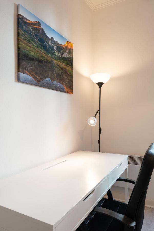 Appartement Coeur De Ville - Wifi - Lave-Seche Linge Pau Dış mekan fotoğraf