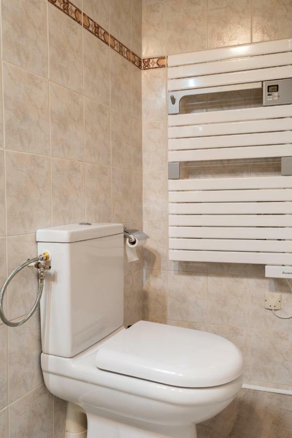 Appartement Coeur De Ville - Wifi - Lave-Seche Linge Pau Dış mekan fotoğraf