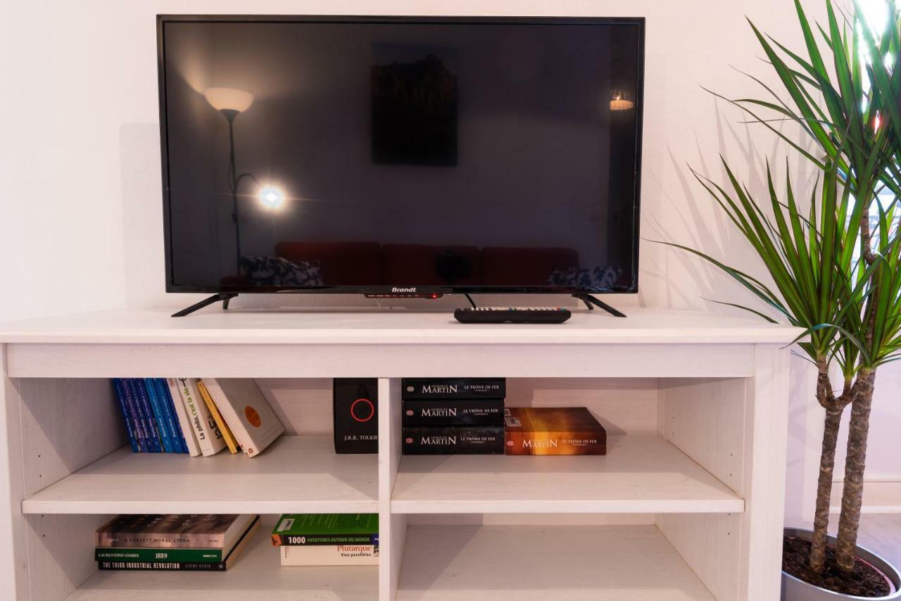 Appartement Coeur De Ville - Wifi - Lave-Seche Linge Pau Dış mekan fotoğraf